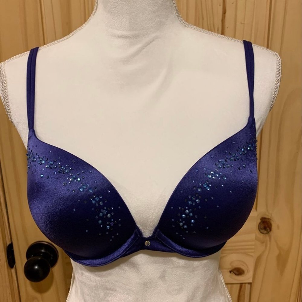 Victoria Secret Very Sexy Push up Bra 34D